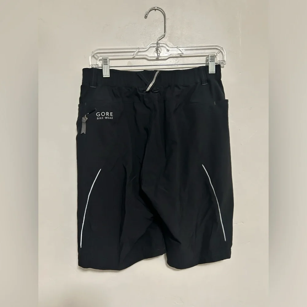 Gore bike wear shorts size medium - Picture 3 of 6